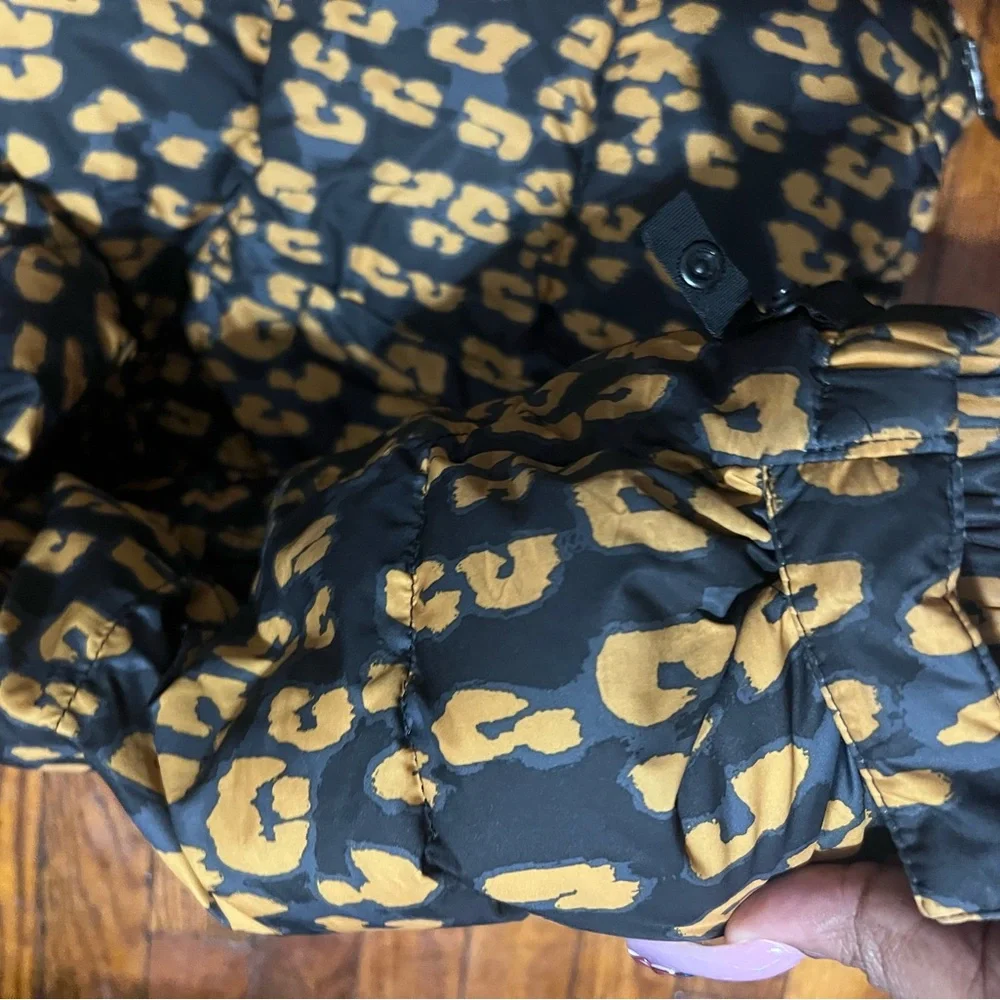 Woman North Face puffer - Picture 5 of 9